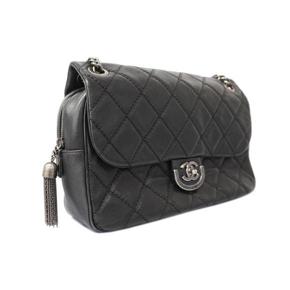 Chanel Matelasse Wallet on a Chain Lambskin Black Shoulder Bag - Picture 2 of 7